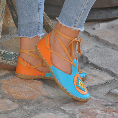 Lace-Up Boots - 19