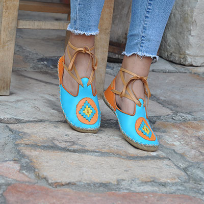 Lace-Up Boots - 21